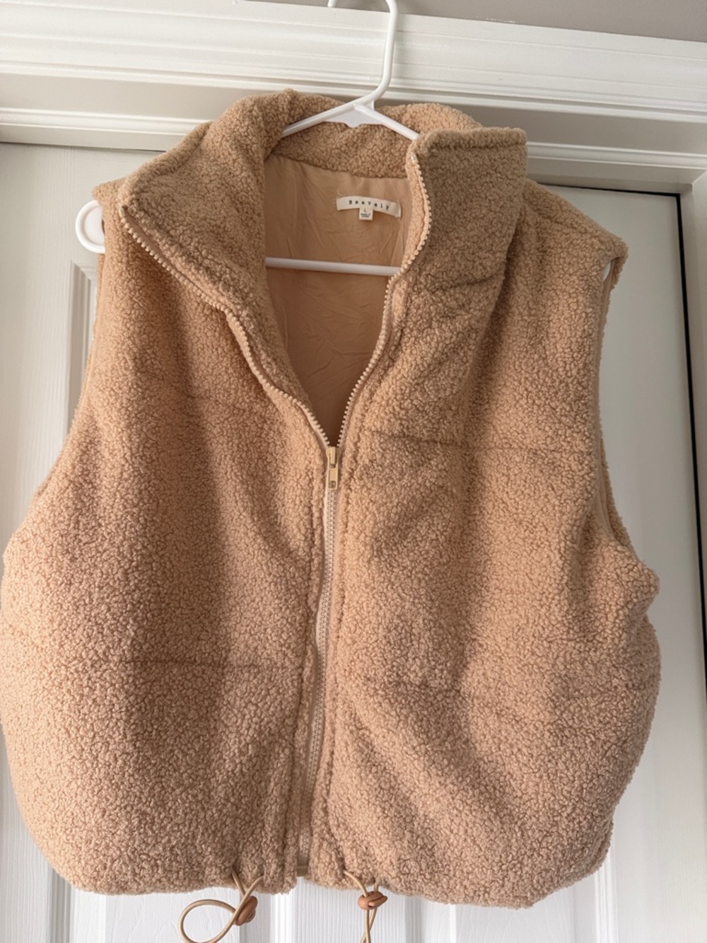 Cozy Sherpa Vest in Tan - Relaxed Zip-Up Layer